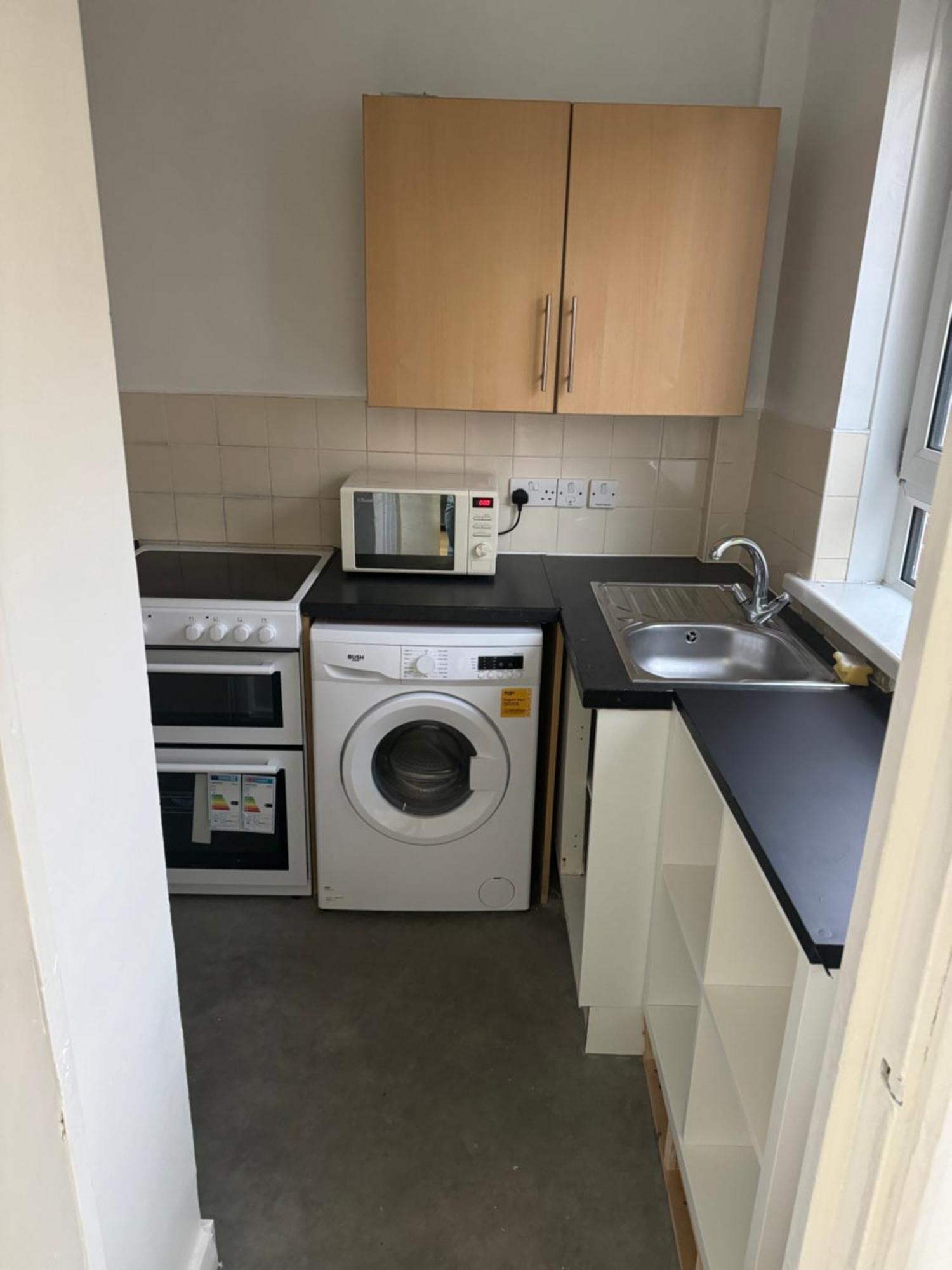 One Bedroom Apartment In Tower Bridge Road 런던 외부 사진