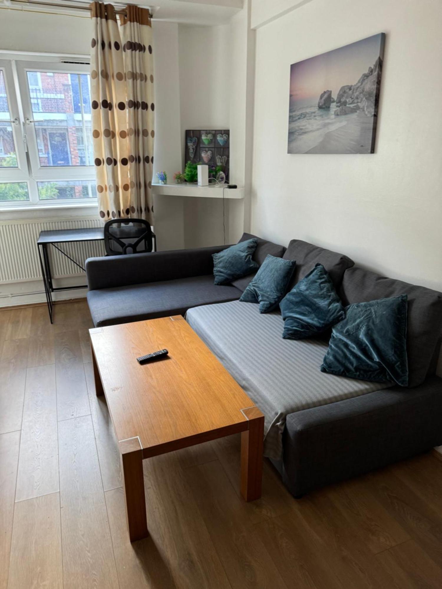 One Bedroom Apartment In Tower Bridge Road 런던 외부 사진